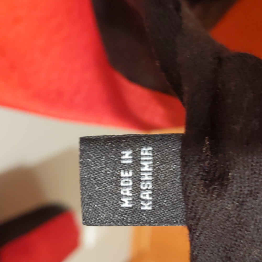 Jim Thompson silk and cashmere statement wrap - sale price drop! - Picture 4 of 5